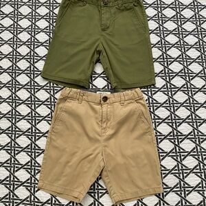 Green and Tan Chinos shorts set